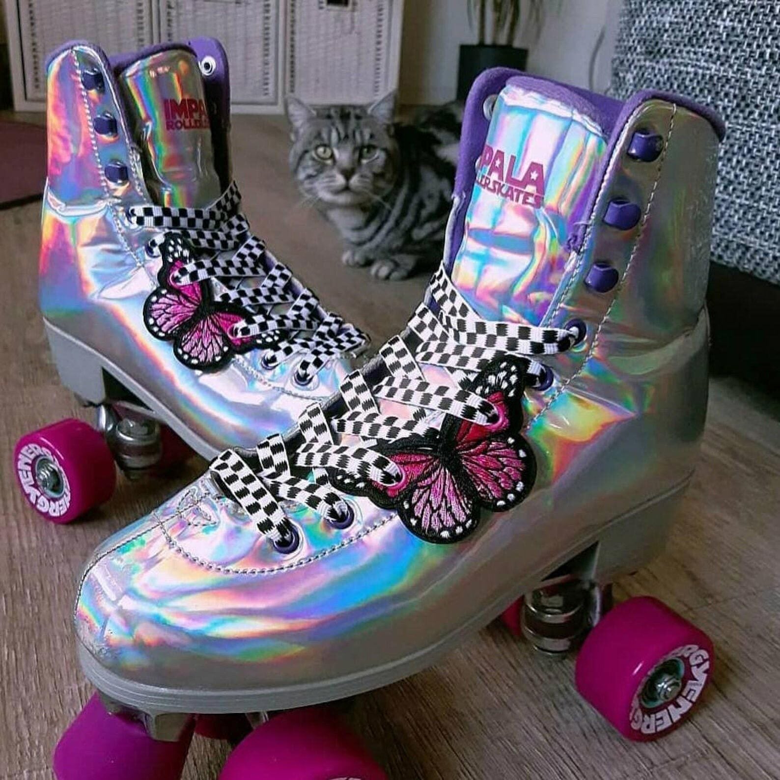 Elsies Embroidered Butterfly (Pair) / Hot Pink