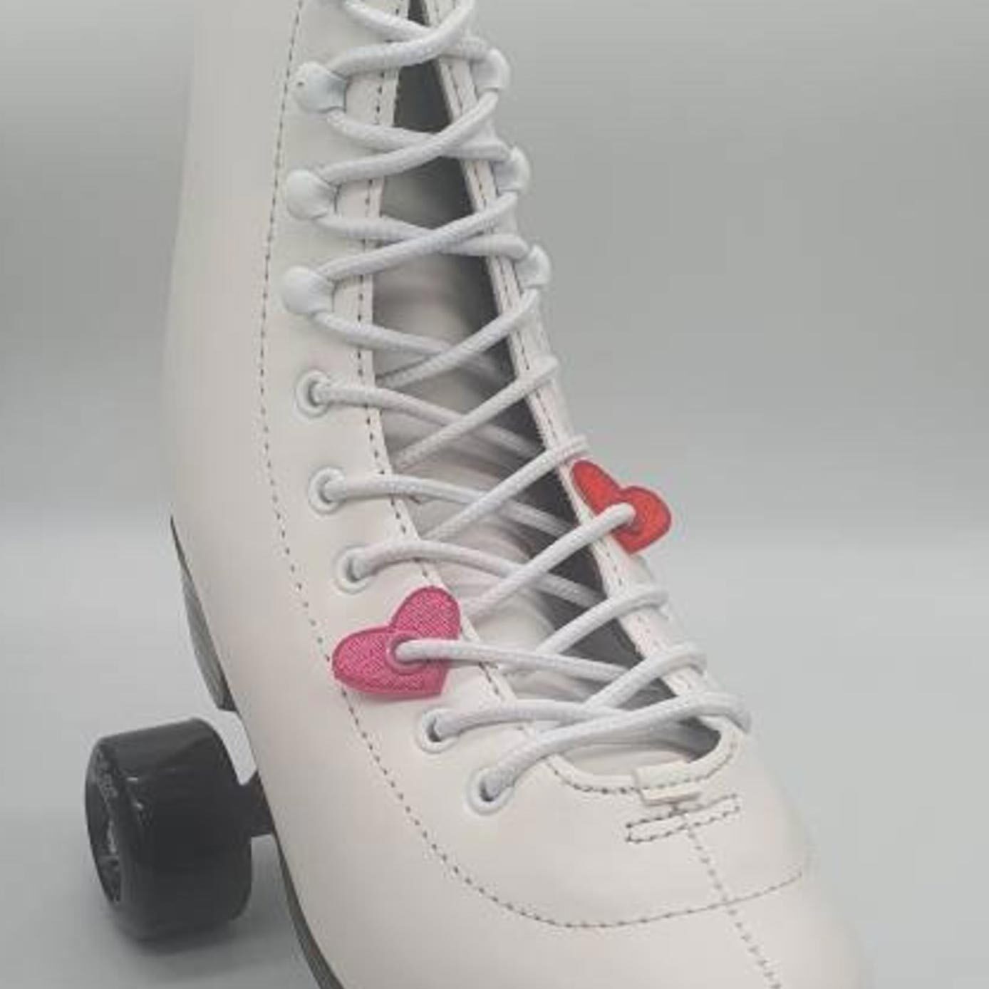 Elsies Embroidered Skate Accessories (4 Pack) / Mini Red Hearts