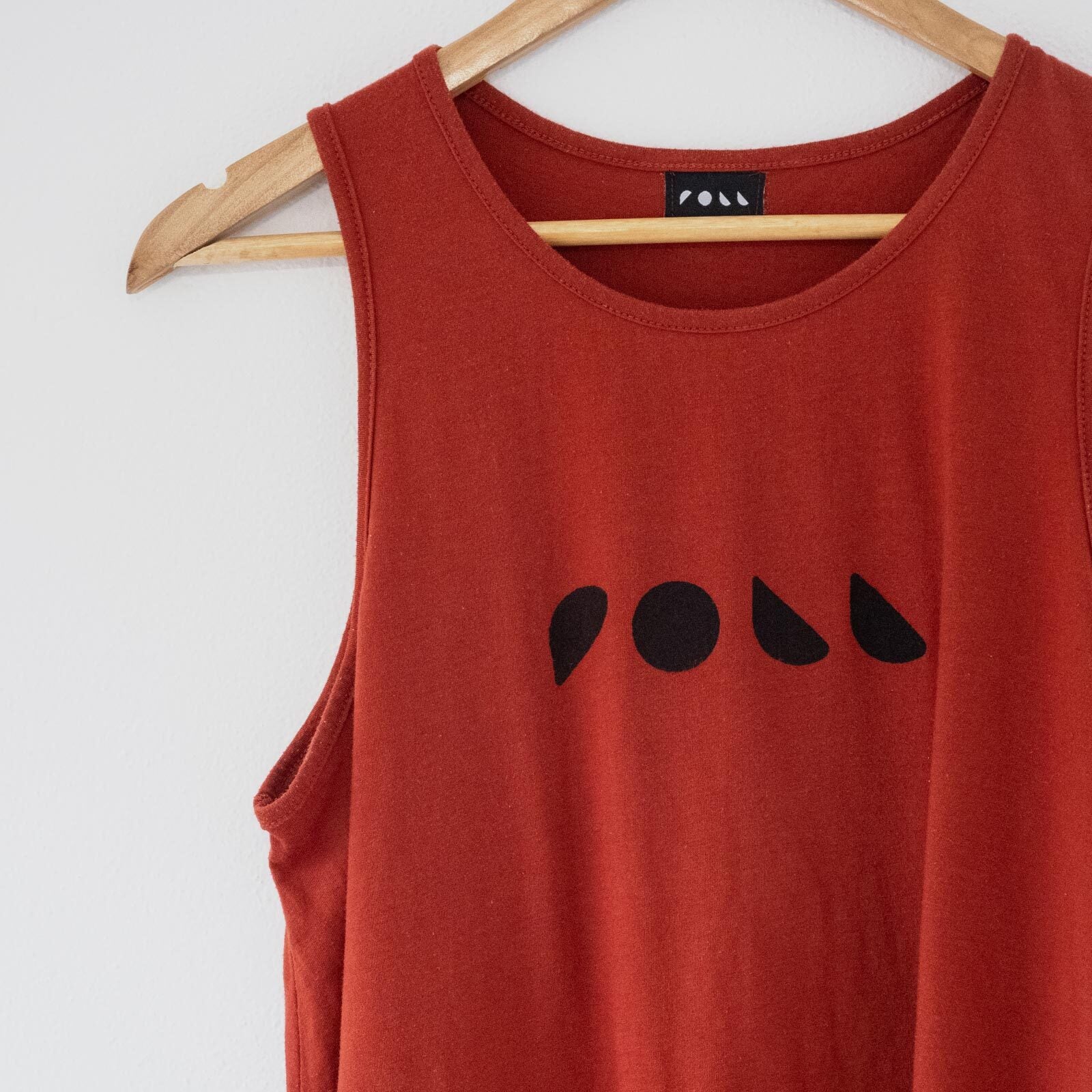 Roll Upcycled / Logo Tank / Rust / M