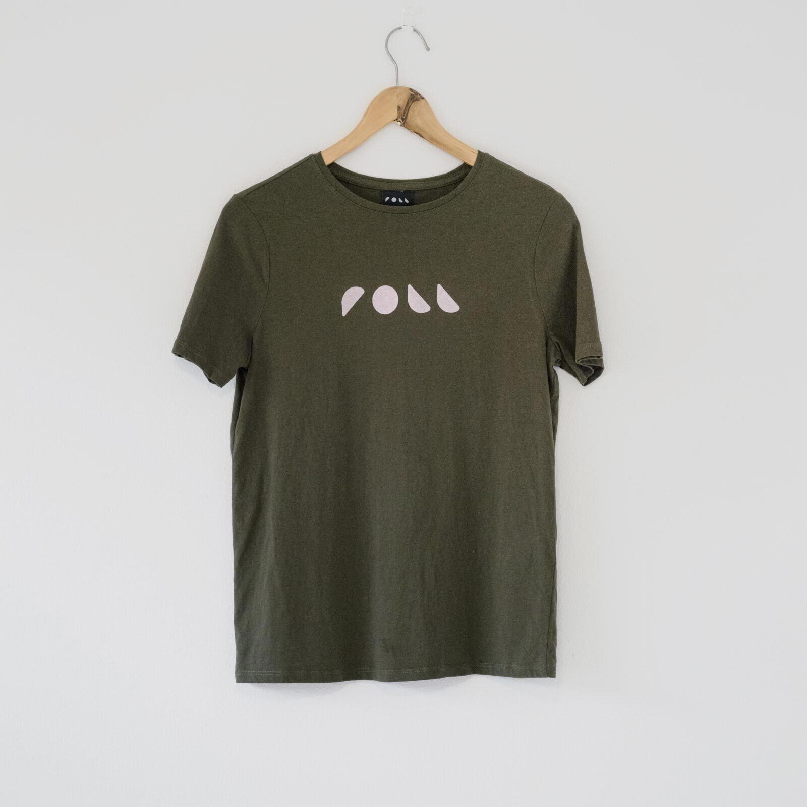 Roll Upcycled / Logo Tee / Olive / XS