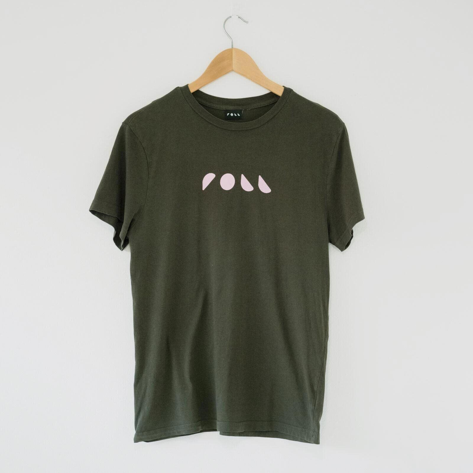 Roll Upcycled / Logo Tee / Olive / M