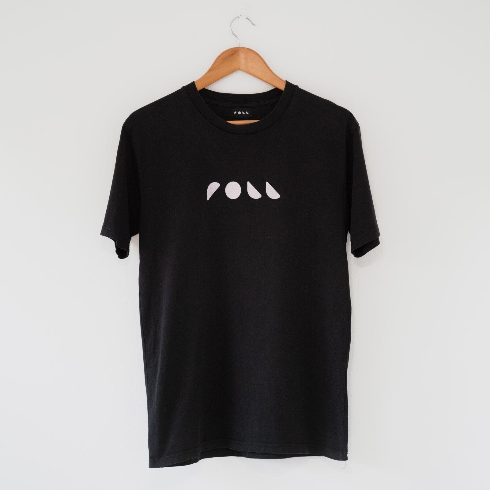 Roll Upcycled / Logo Tee / Black / S