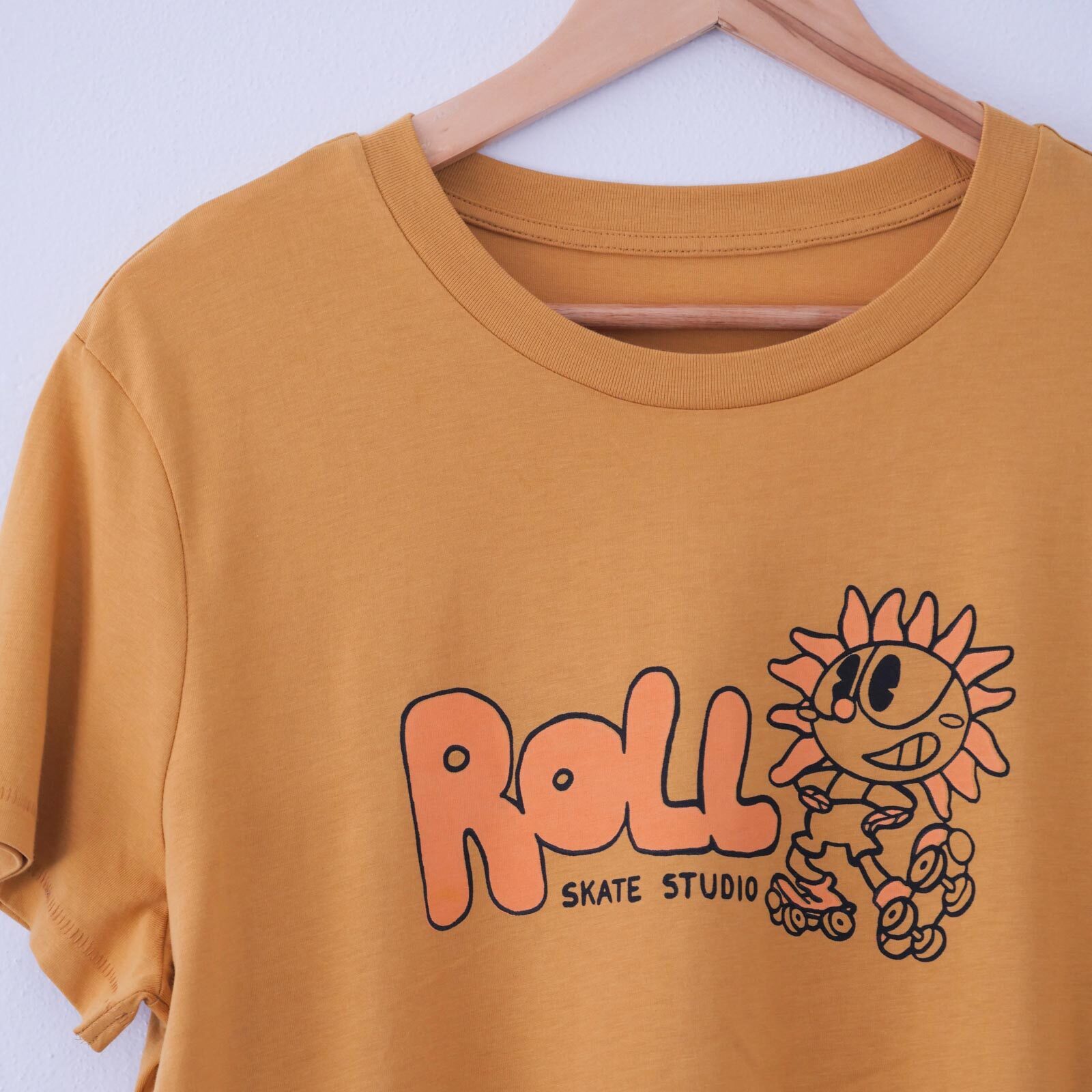Roll Upcycled / Sunflower Tee / Mustard / L