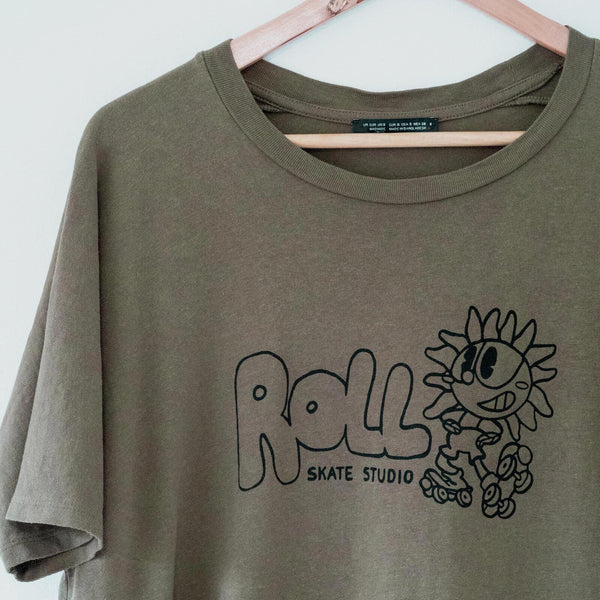 Roll Upcycled / Sunflower Tee / Olive / S