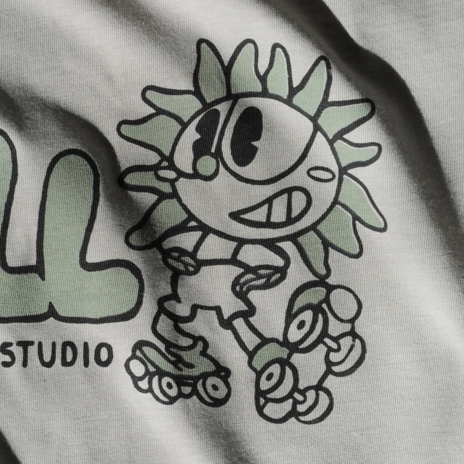 Roll Upcycled / Sunflower Tee / Khaki Green / M